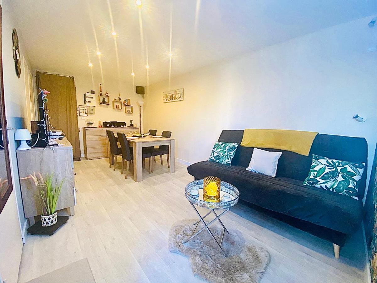 Appartement Proche Mer Avec Piscine Et Parking Fleury  Eksteriør bilde